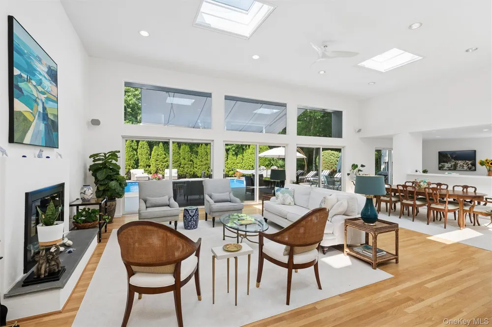 16 Elizabeth Lane Quogue, NY 11959