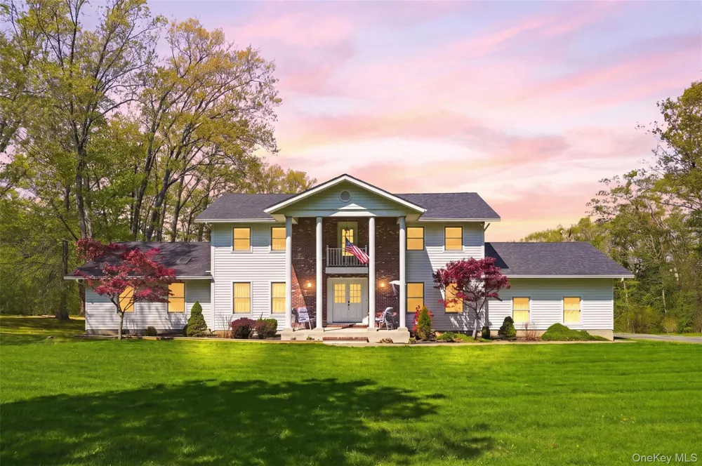 32 Sunset Circle Germantown, NY 12526