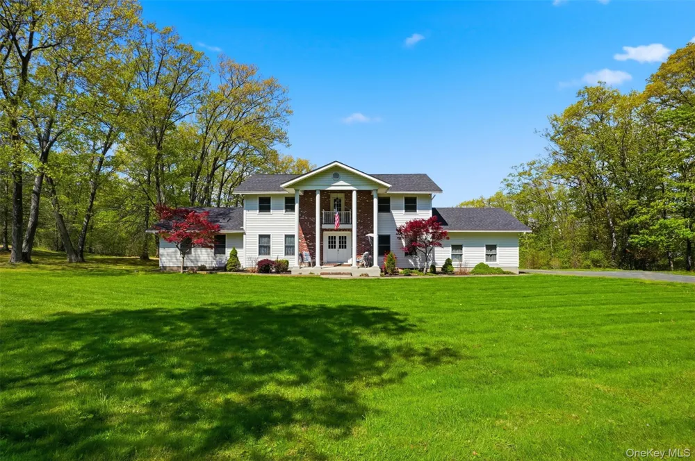 32 Sunset Circle Germantown, NY 12526
