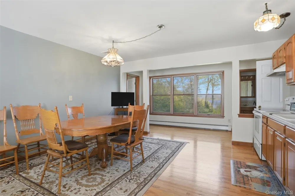 32 Sunset Circle Germantown, NY 12526
