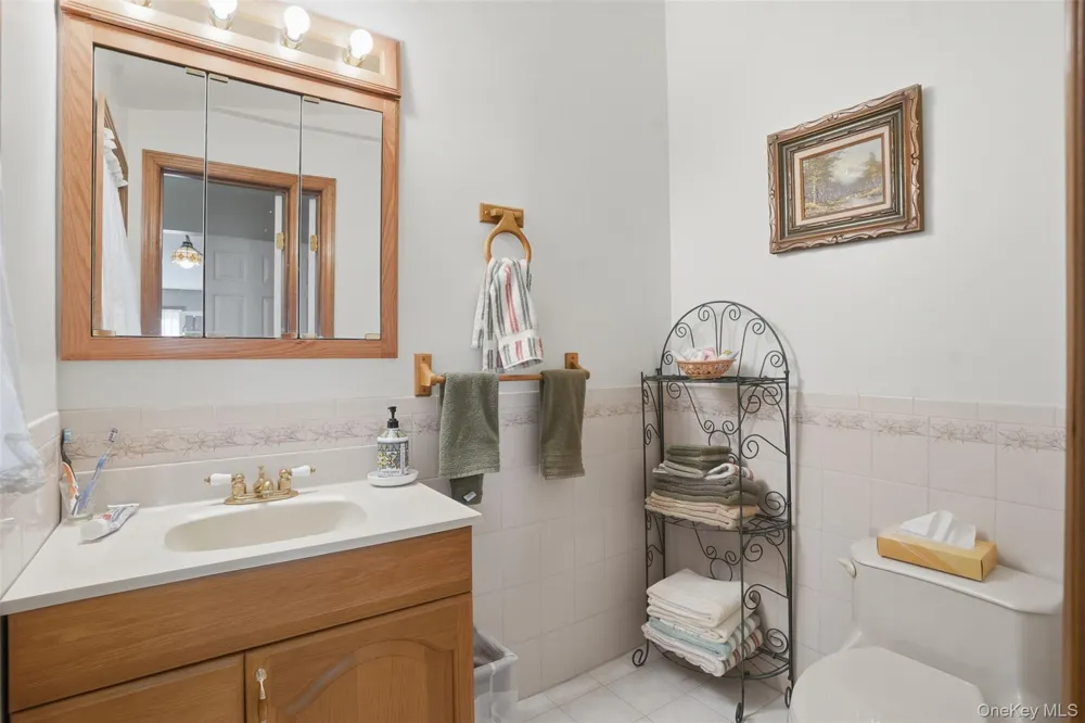 32 Sunset Circle Germantown, NY 12526