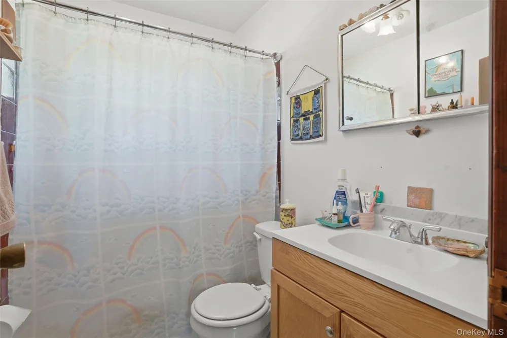 32 Sunset Circle Germantown, NY 12526