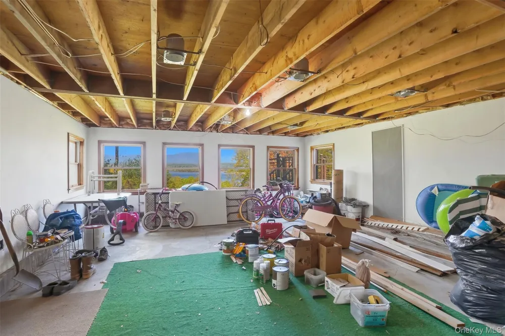 32 Sunset Circle Germantown, NY 12526