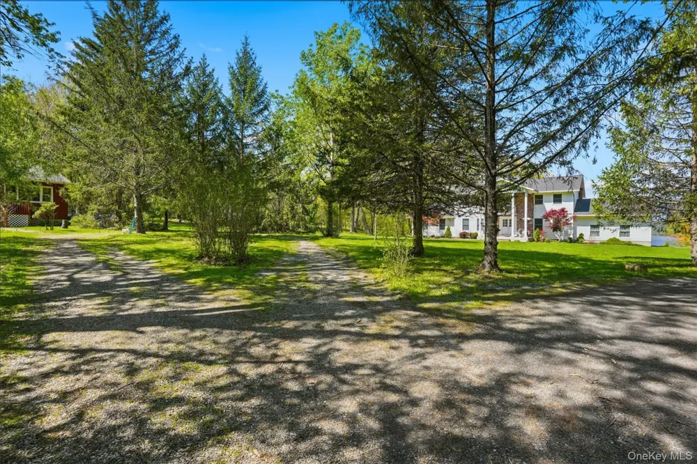32 Sunset Circle Germantown, NY 12526