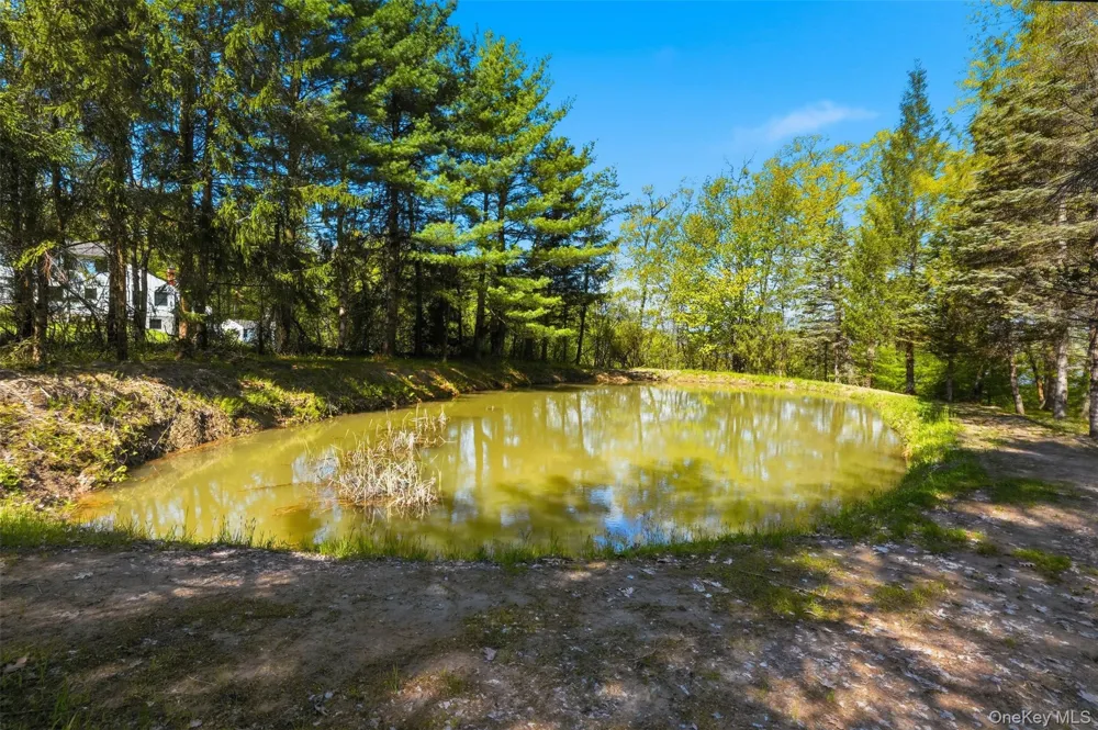 32 Sunset Circle Germantown, NY 12526