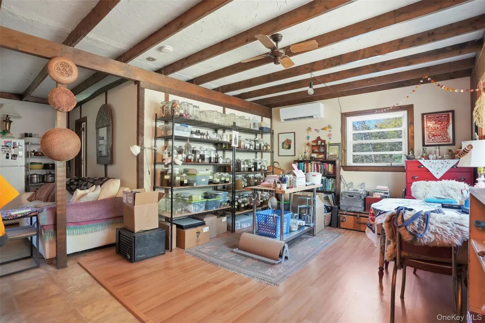 32 Sunset Circle Germantown, NY 12526