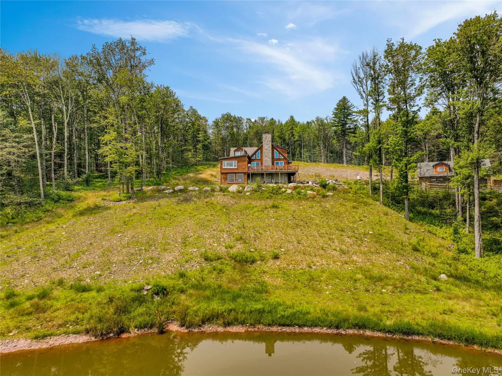 376 Aden Hill Road Neversink, NY 12765
