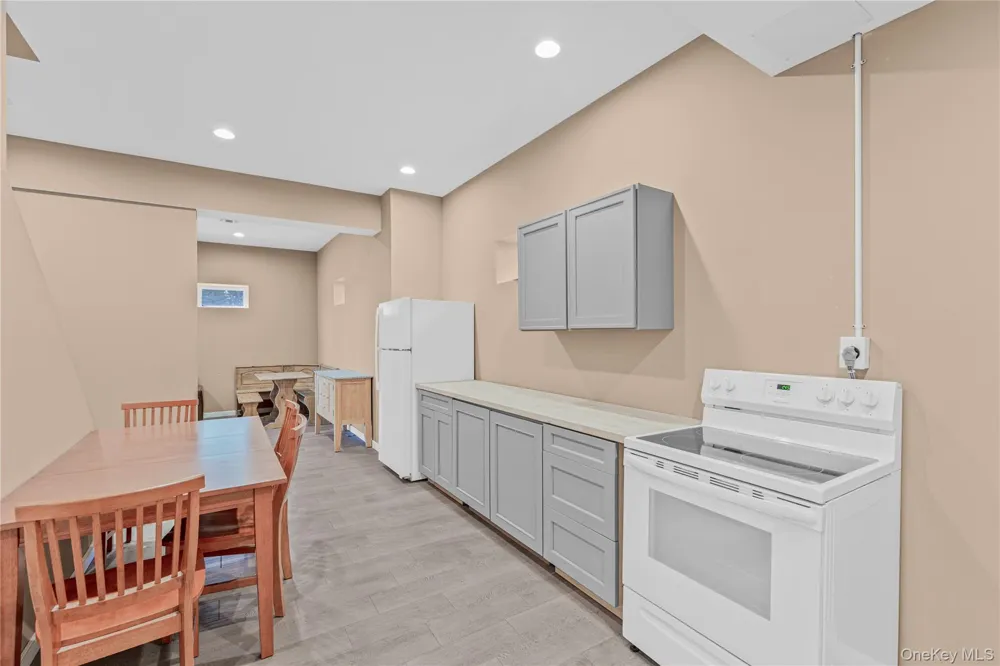 376 Aden Hill Road Neversink, NY 12765