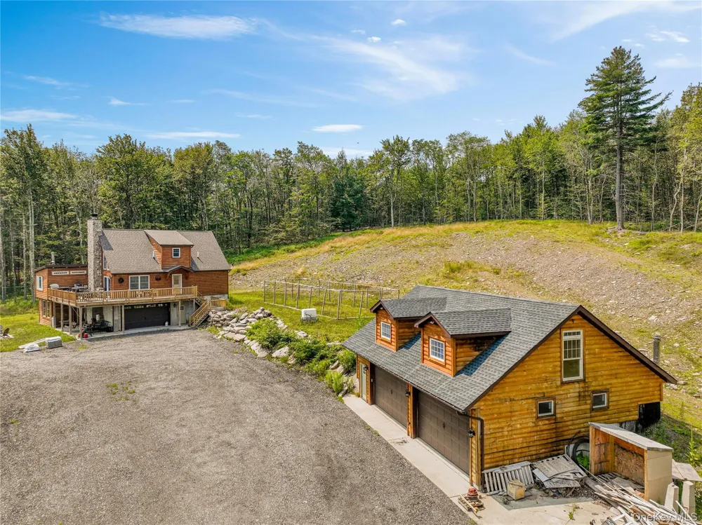 376 Aden Hill Road Neversink, NY 12765