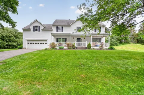5 Red Tail Court