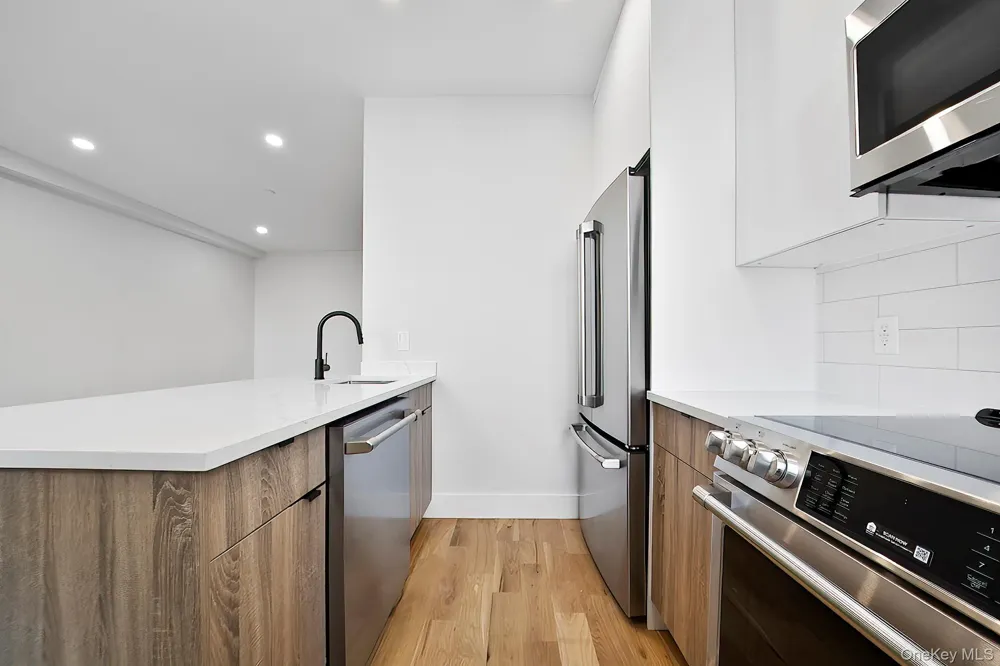 256 Putnam Avenue #4PH Brooklyn, NY 11216