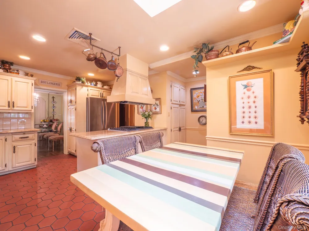 69-78 180th Street Fresh Meadows, NY 11365