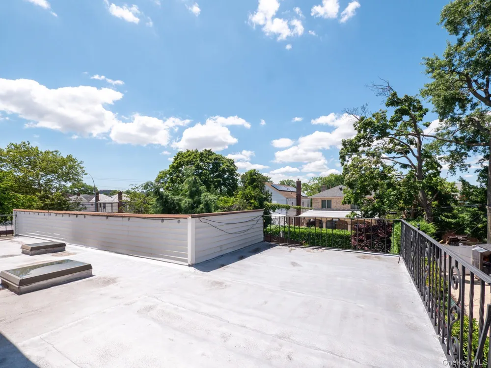 69-78 180th Street Fresh Meadows, NY 11365