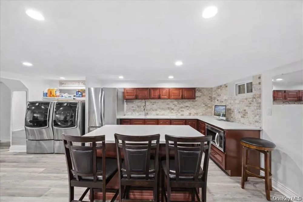 642 Lenore Lane Elmont, NY 11003