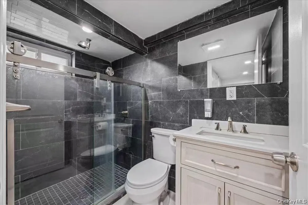 642 Lenore Lane Elmont, NY 11003