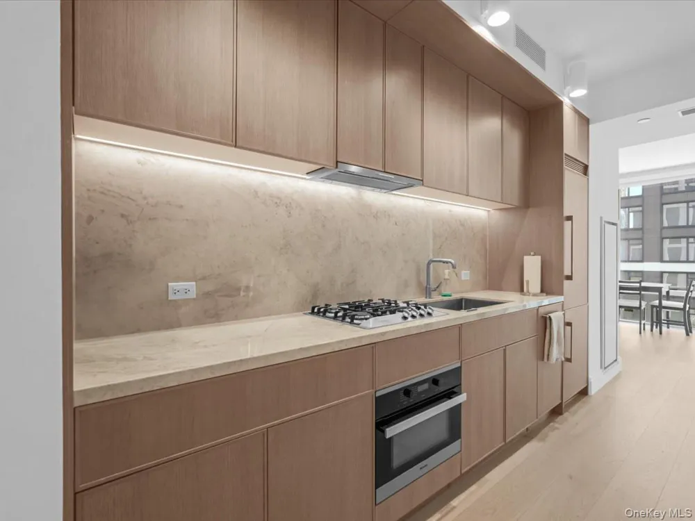 501 3rd Avenue #7C New York (Manhattan), NY 10016