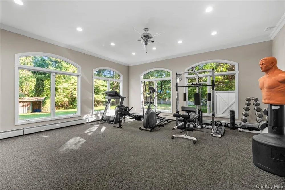 76 Wildwood Drive Dix Hills, NY 11746