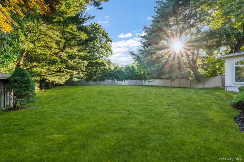 76 Wildwood Drive Dix Hills, NY 11746