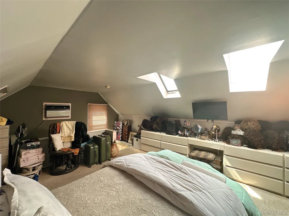 16029 76th Avenue Fresh Meadows, NY 11366