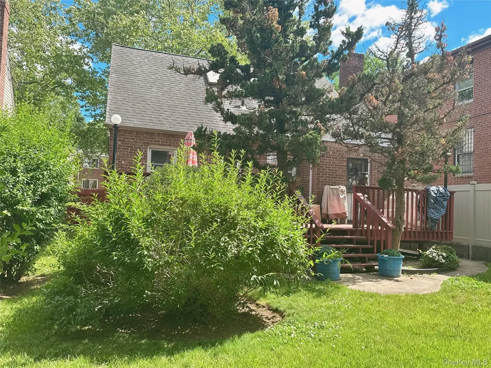 16029 76th Avenue Fresh Meadows, NY 11366