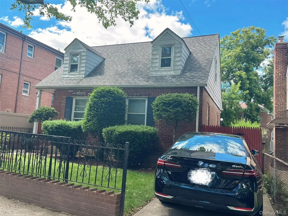 16029 76th Avenue Fresh Meadows, NY 11366