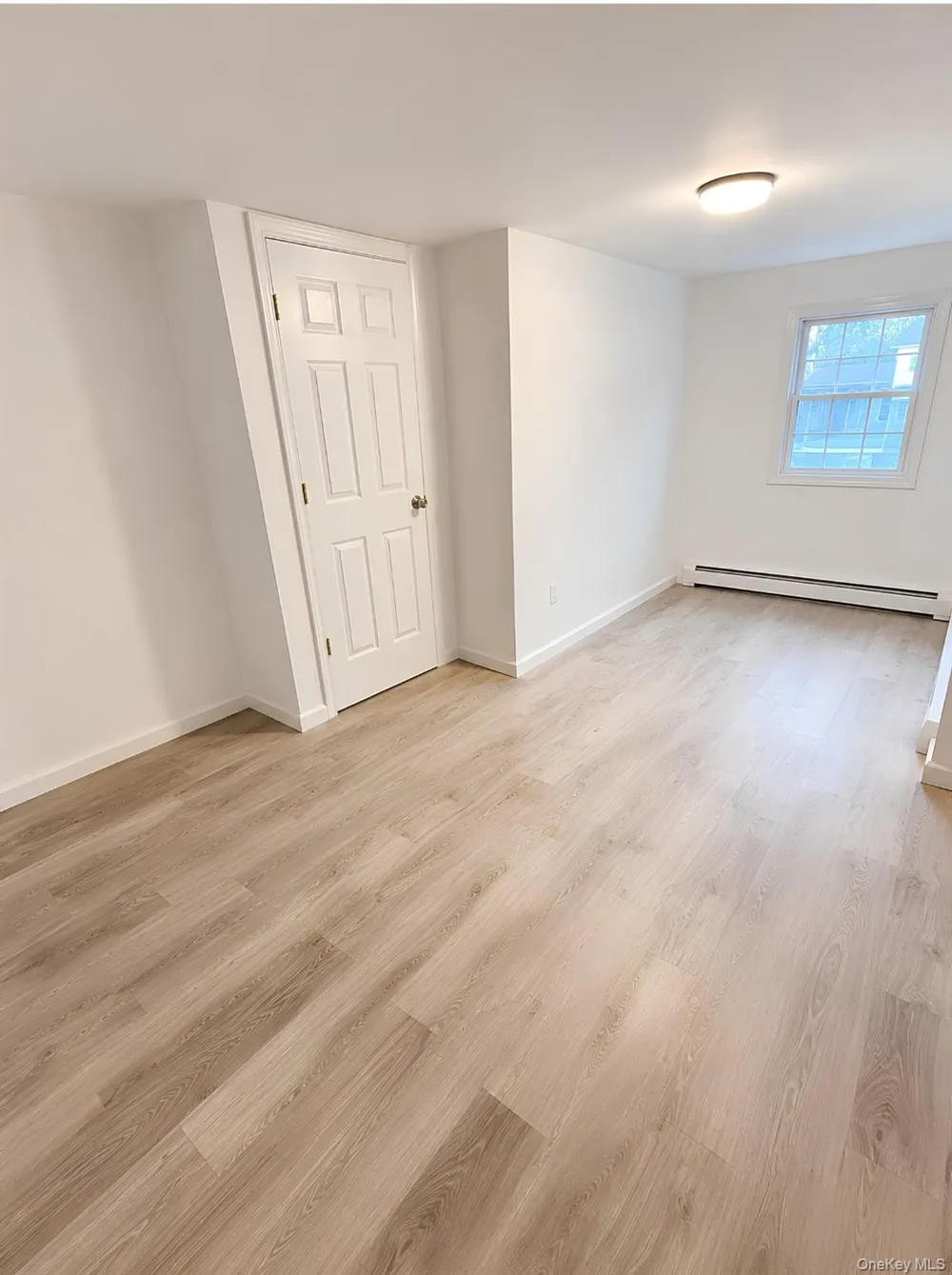 21 Walnut Avenue Stony Brook, NY 11790