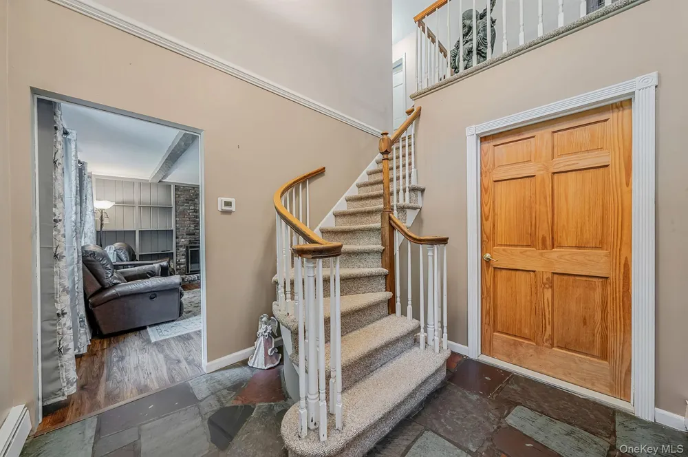 77 Shore Road Mount Sinai, NY 11766
