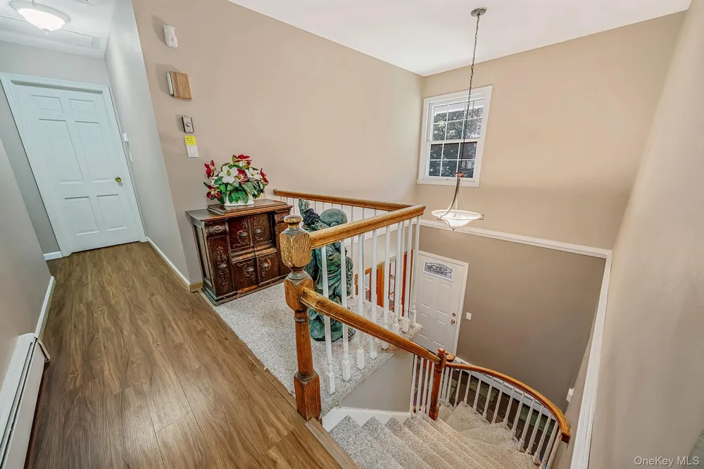 77 Shore Road Mount Sinai, NY 11766