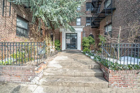 3131 54th Street #3K