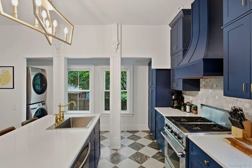 112 Academy Street Poughkeepsie, NY 12601