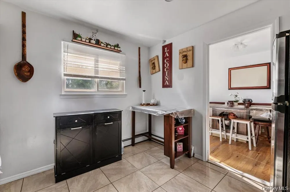 22 Hudson Place Hempstead, NY 11550