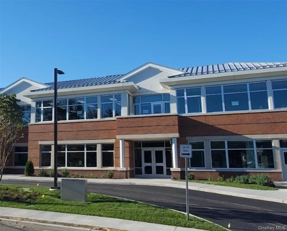 330 3rd Avenue Pelham, NY 10803