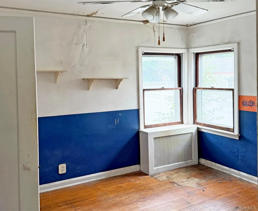 534 Sperry Boulevard New Hyde Park, NY 11040