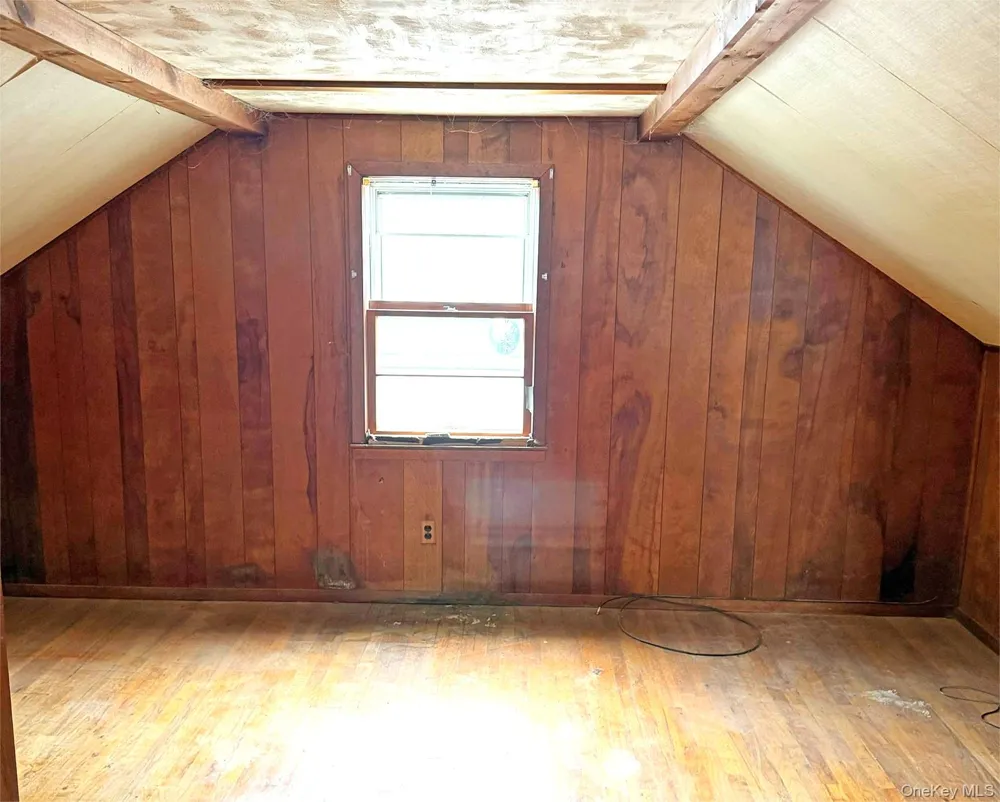 534 Sperry Boulevard New Hyde Park, NY 11040