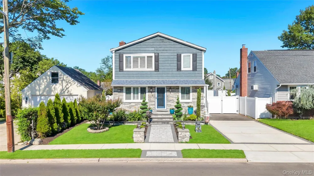 151 Poppy Avenue Franklin Square, NY 11010