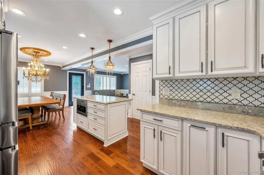 151 Poppy Avenue Franklin Square, NY 11010