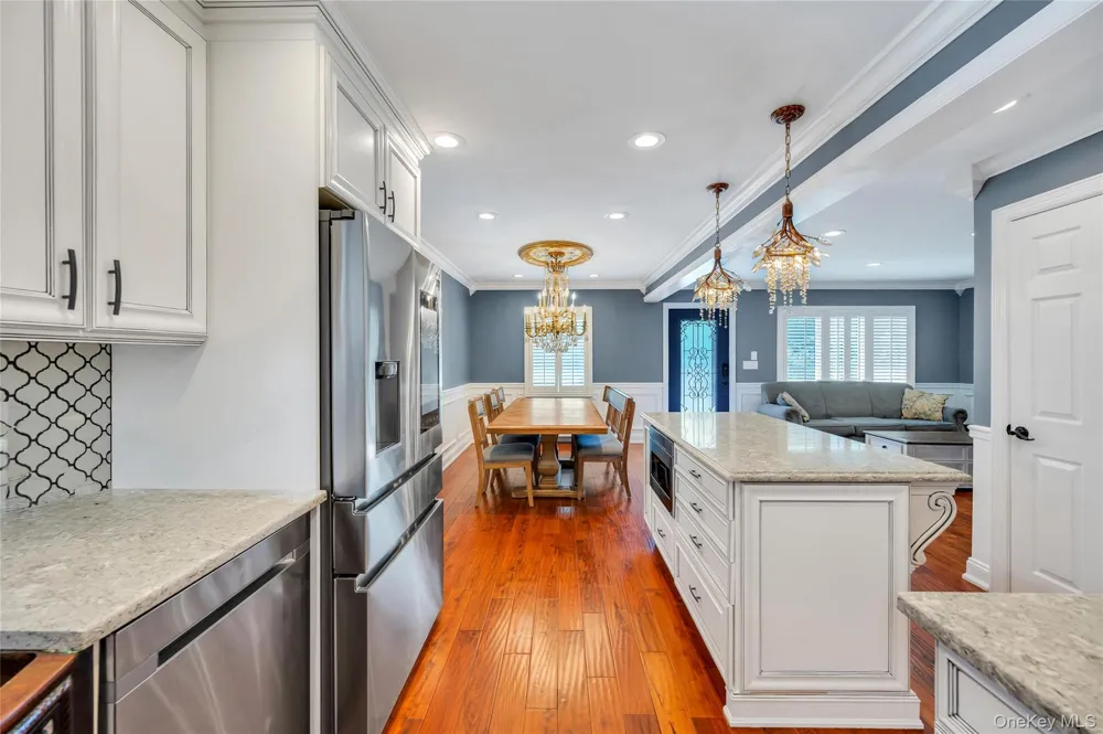 151 Poppy Avenue Franklin Square, NY 11010