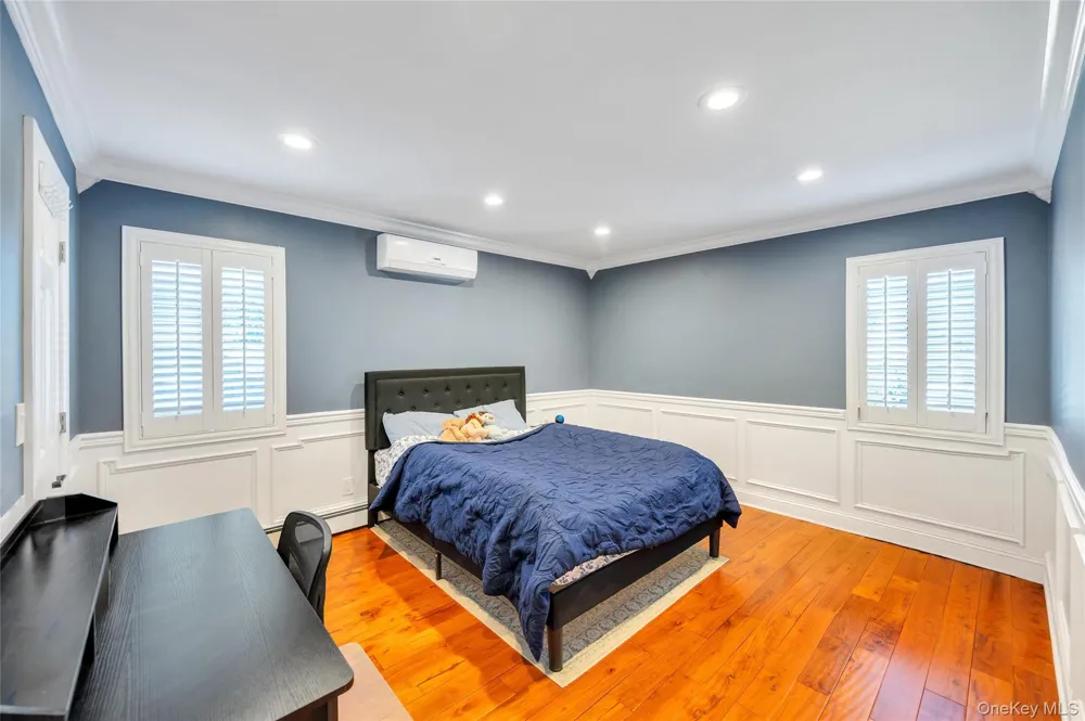 151 Poppy Avenue Franklin Square, NY 11010