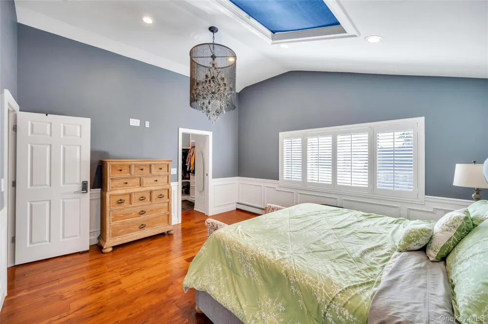 151 Poppy Avenue Franklin Square, NY 11010