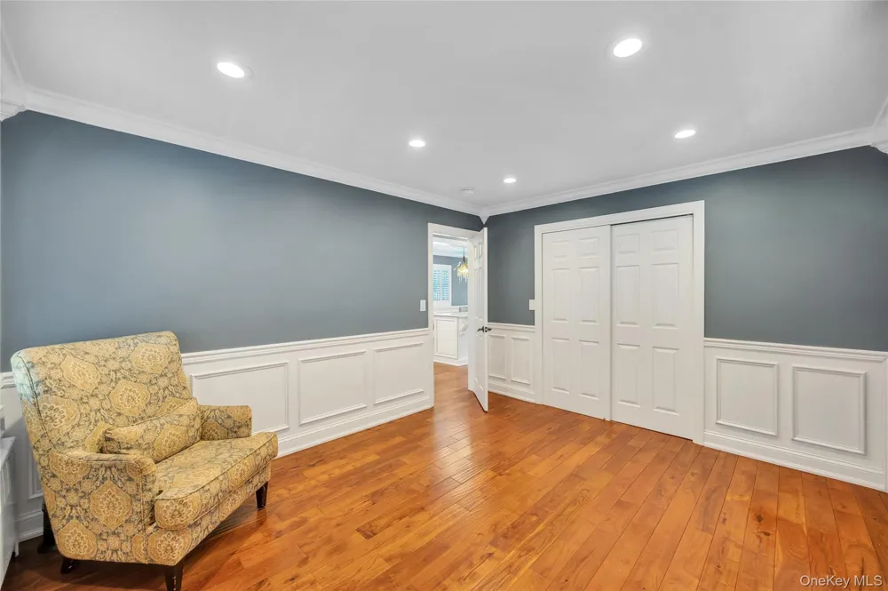 151 Poppy Avenue Franklin Square, NY 11010