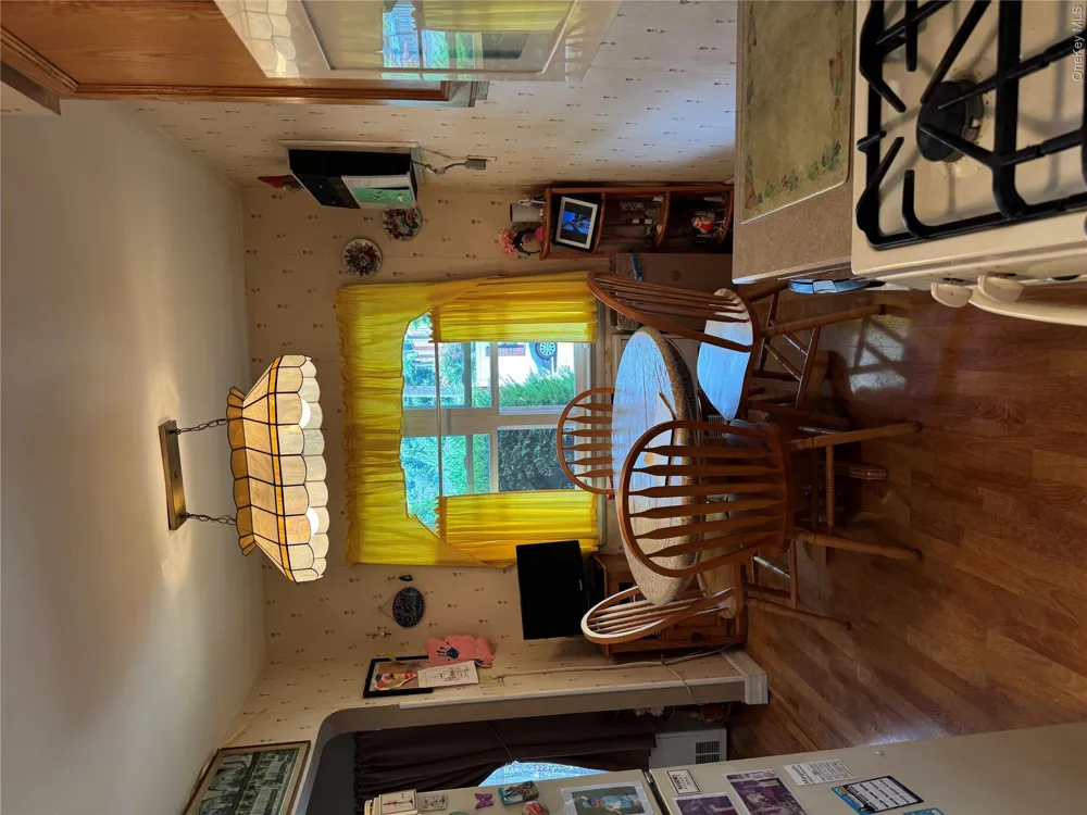 8607 77th Avenue Ridgewood, NY 11385
