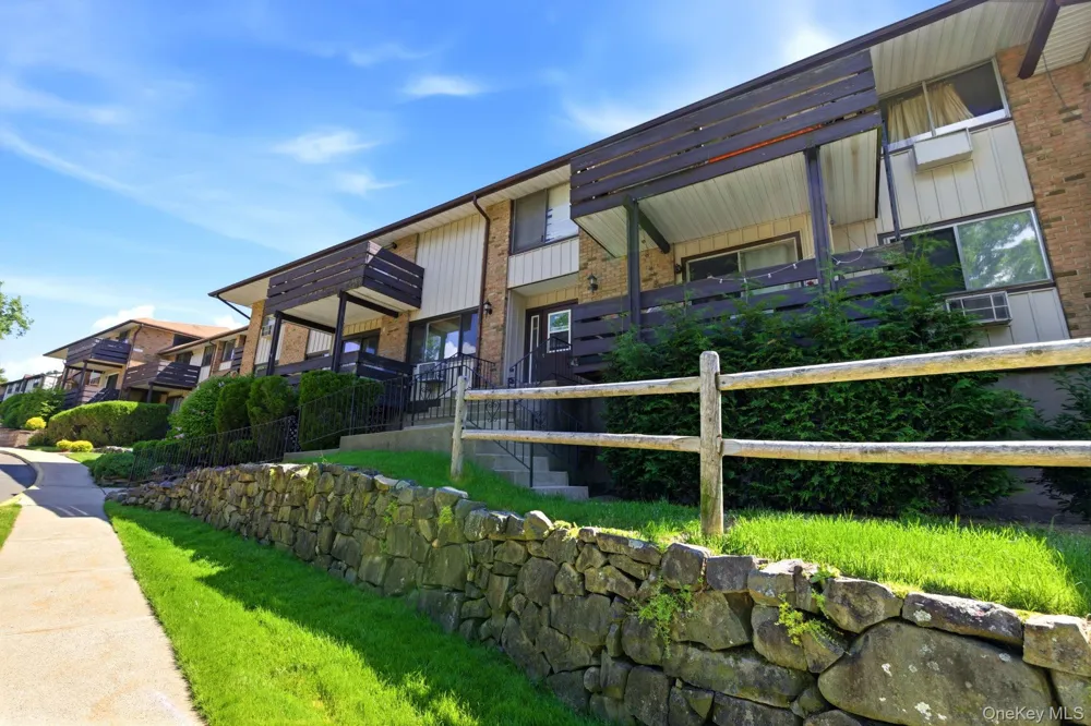 130 Sierra Vista Lane #2nd Floor Valley Cottage, NY 10989