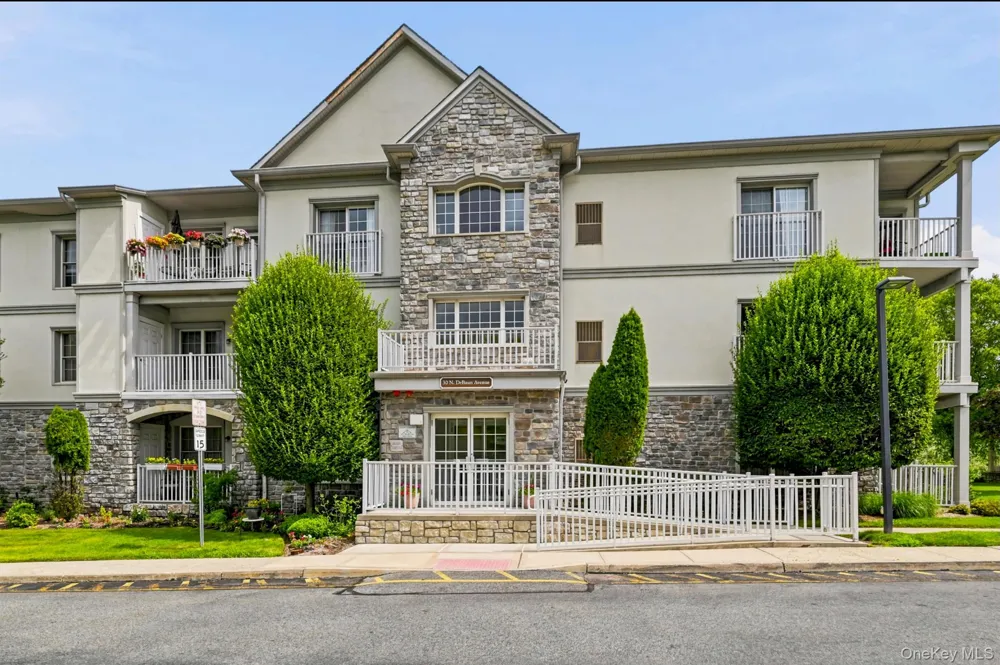 30 De Baun Avenue #203 Suffern, NY 10901