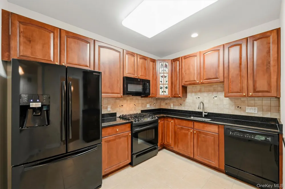 30 De Baun Avenue #203 Suffern, NY 10901