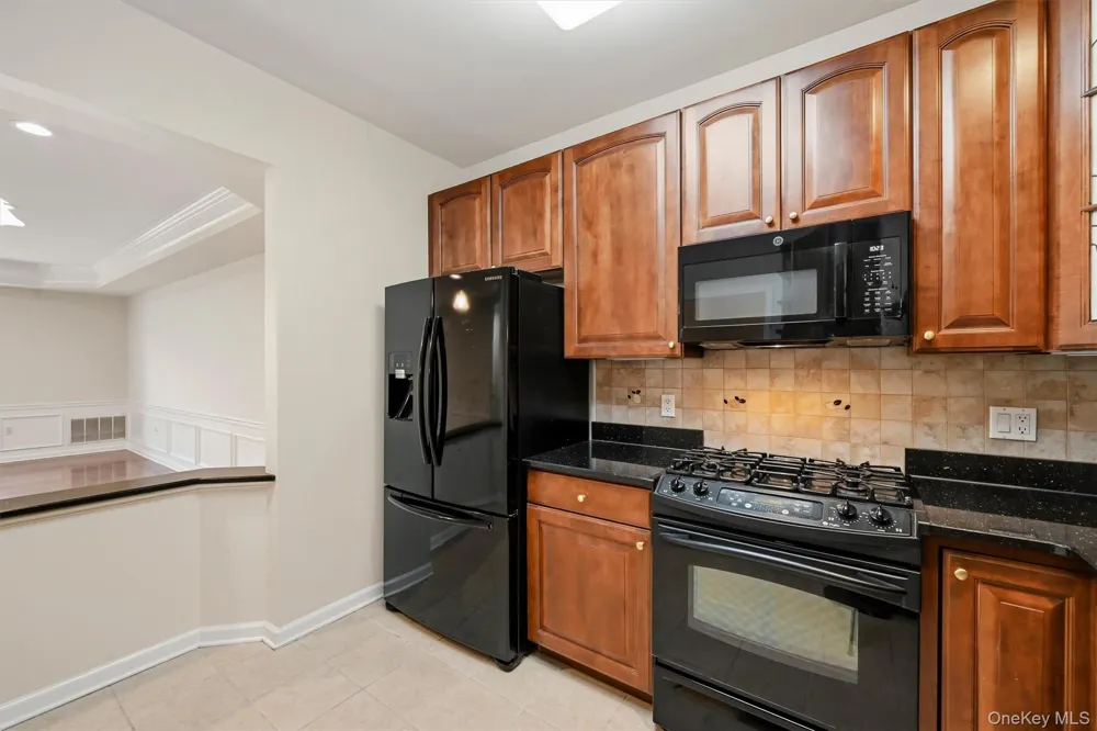 30 De Baun Avenue #203 Suffern, NY 10901