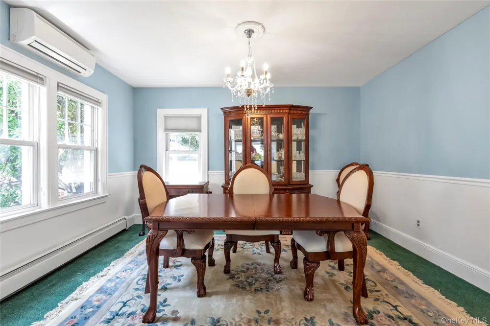 144 Buckingham Place Lynbrook, NY 11563