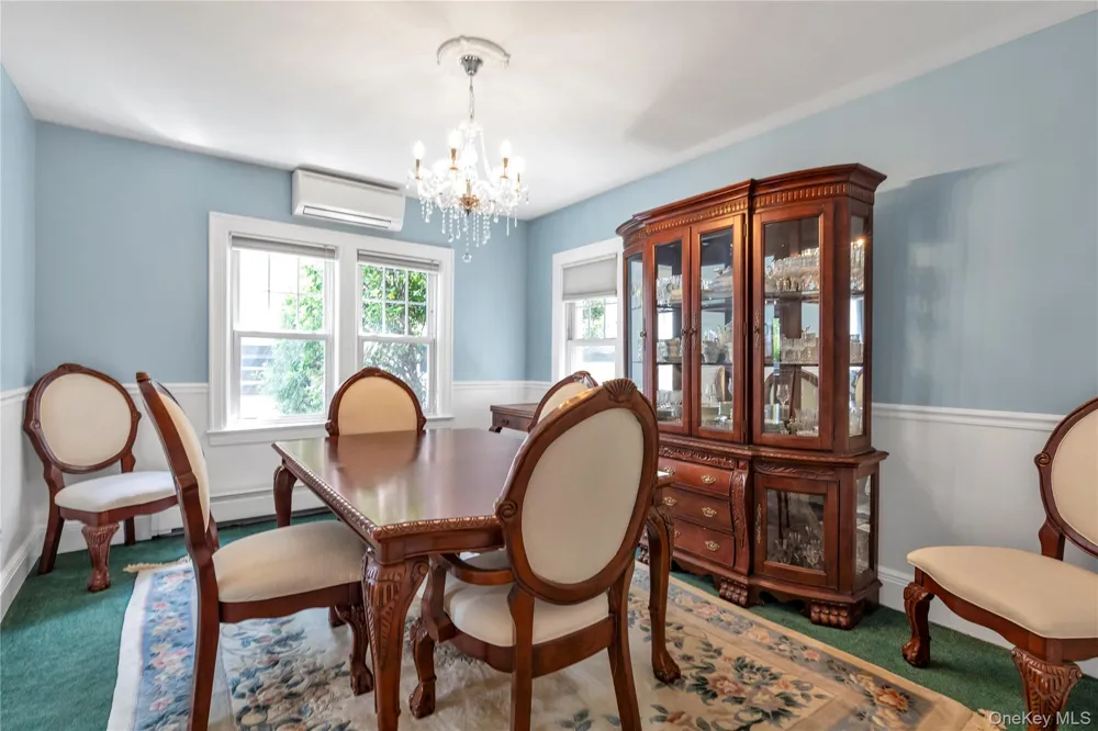 144 Buckingham Place Lynbrook, NY 11563