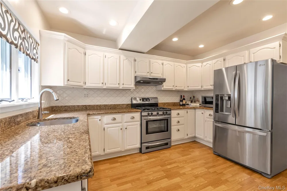 144 Buckingham Place Lynbrook, NY 11563