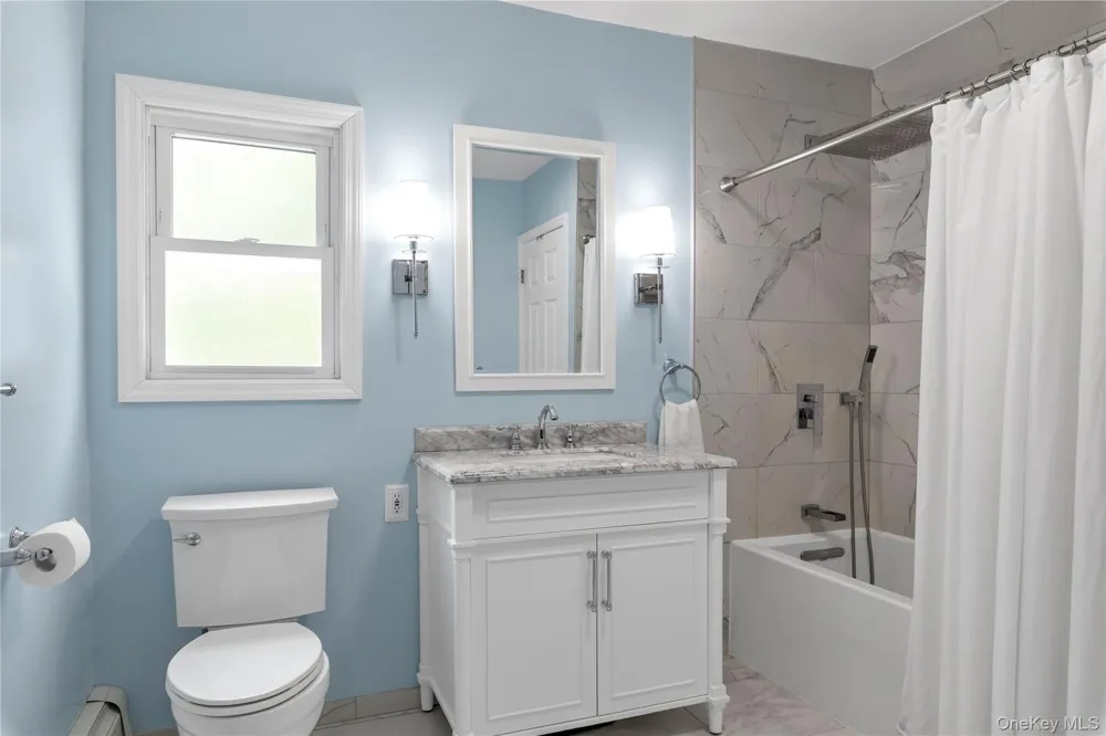 144 Buckingham Place Lynbrook, NY 11563