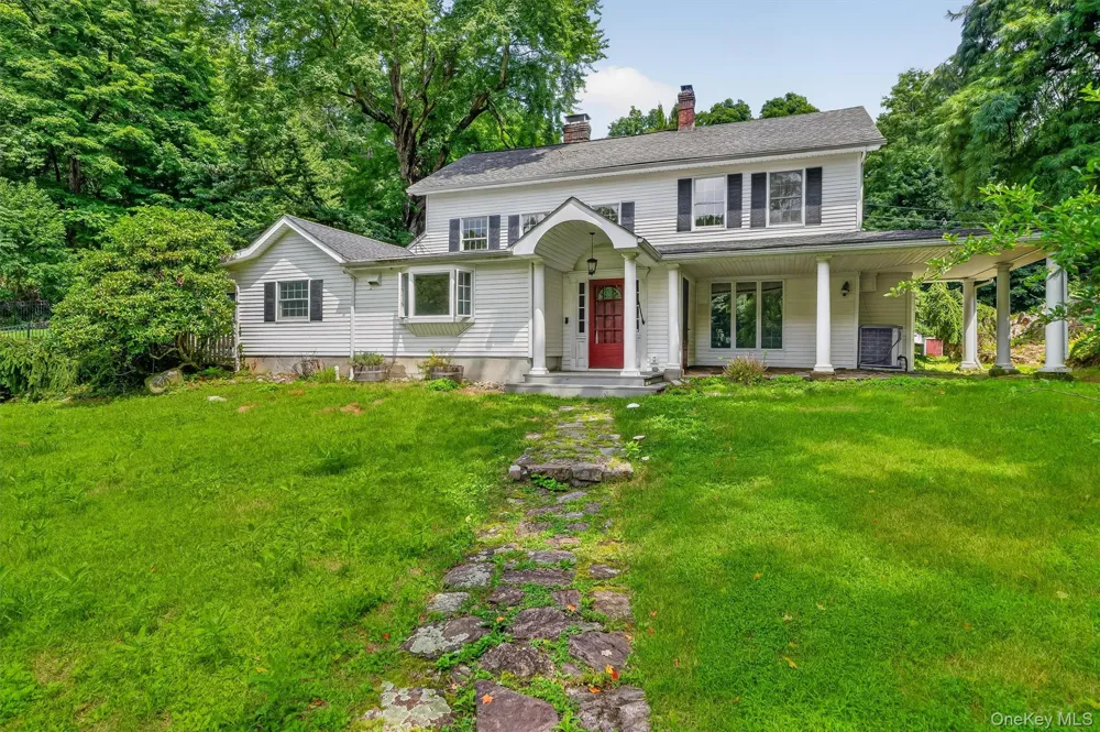 82 Shingle House Road Millwood, NY 10546